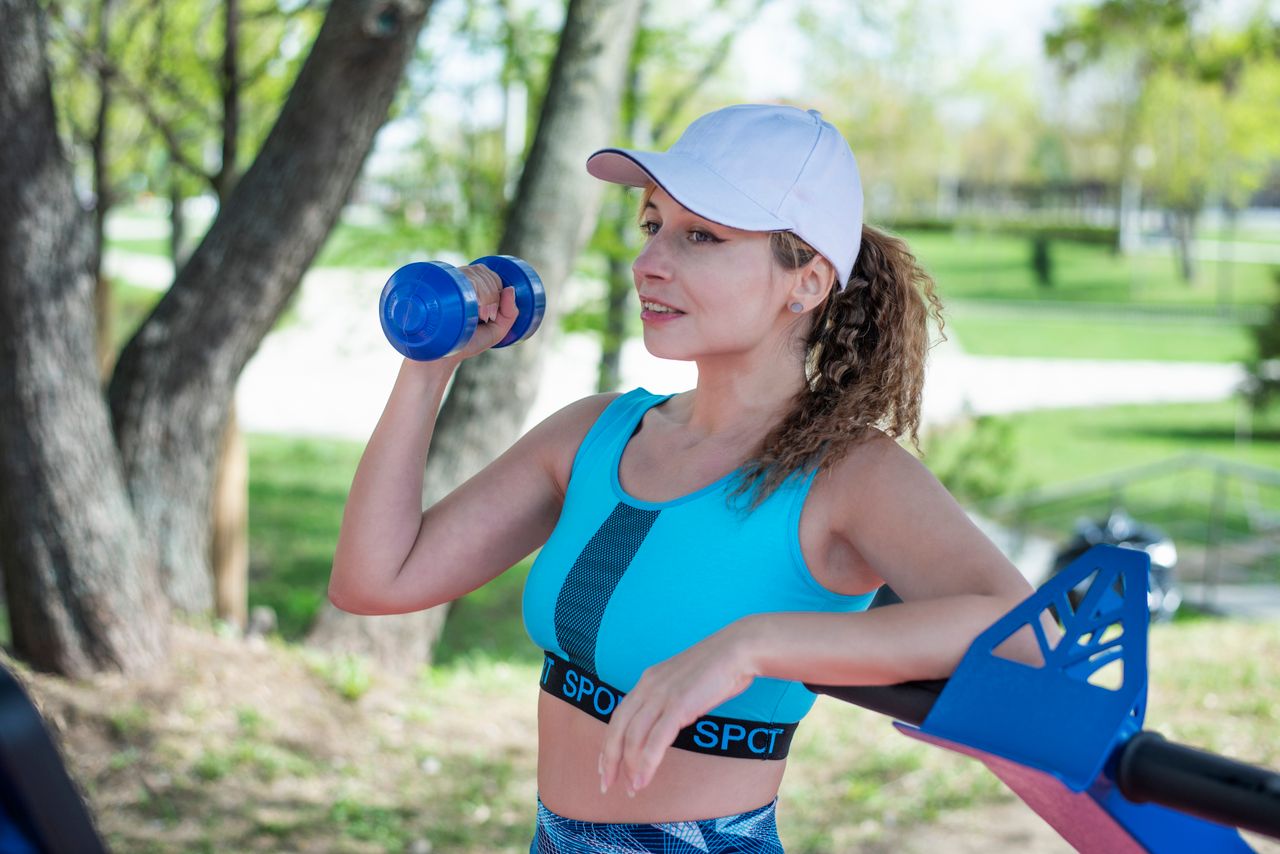 Why women may need more iron during the summer Summer heat, activity, periods, pregnancy all possible reasons why women need more iron